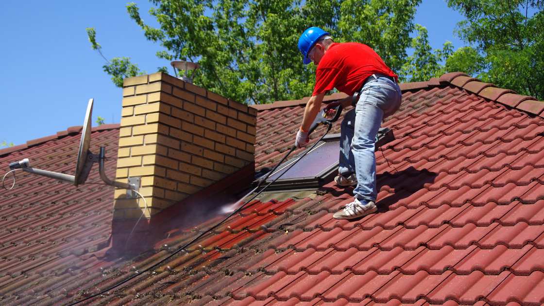 How to clean roof shingles?