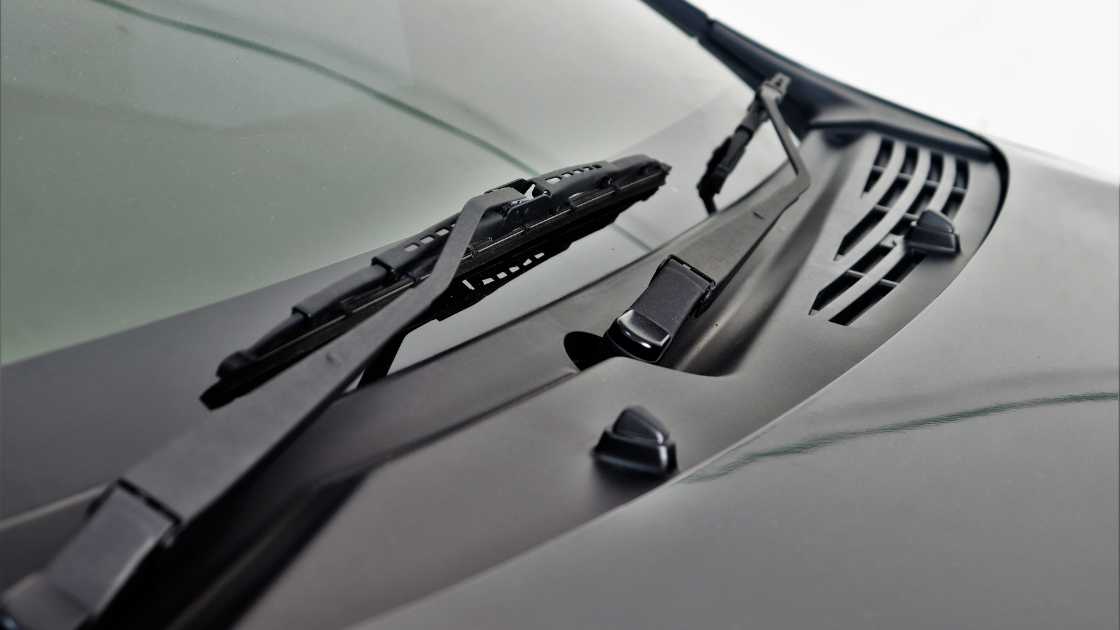 How to Change Car Wipers – A Step-by-Step Guide for Clearer Vision